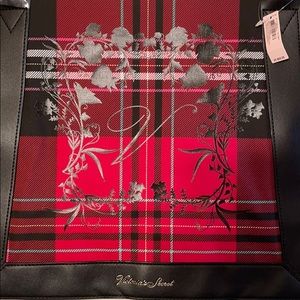 Victoria’s Secret Overnight Bag